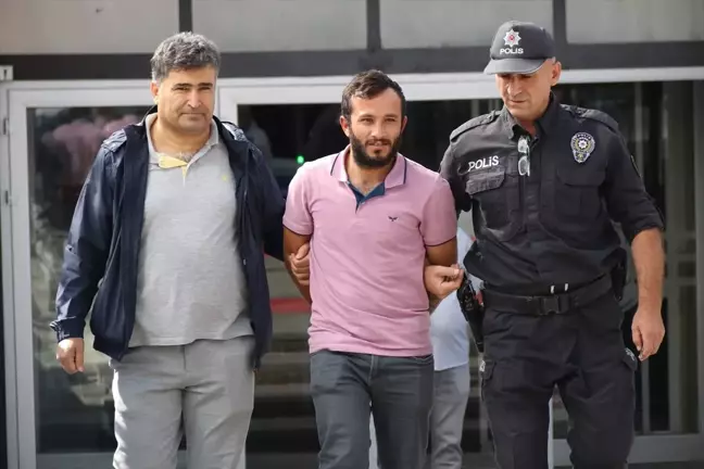 Eskişehir'de İlkokulda Öğretmenlere Bıçaklı Saldırı: Zanlı Tutuklandı
