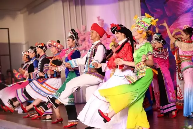 Myanmar'da Çin Güz Ortası Festivali Kutlaması