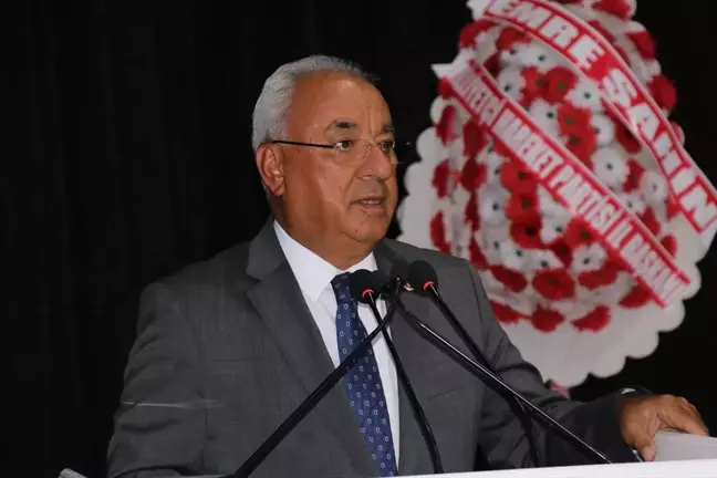 DSP Genel Başkanı Önder Aksakal, Partisinin İl Kongresinde Konuştu