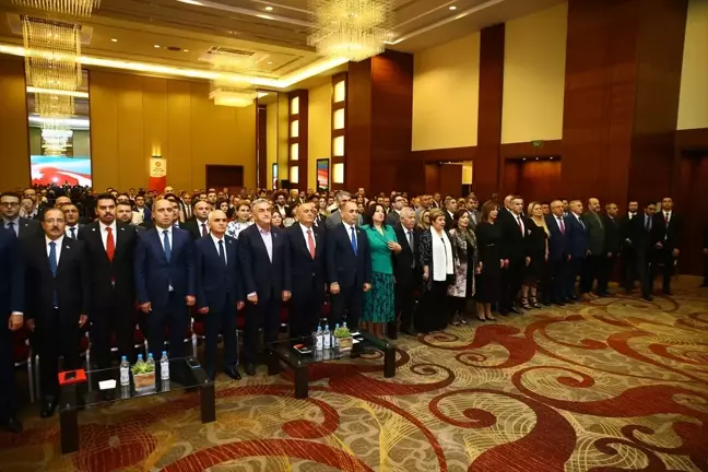 Dünyanın farklı ülkelerinden Türkiye mezunları Bakü'de buluştu