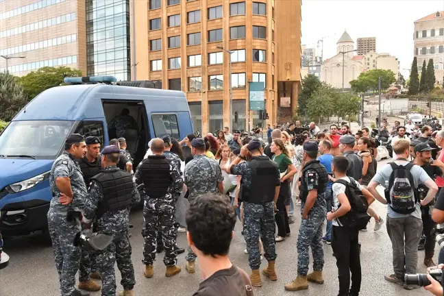 Beyrut'ta LGBT'li grubun eylemi karşıt gösteri nedeniyle yapılamadı