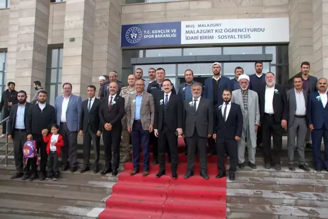 Malazgirt'te Mevlidi Nebi ve Camiler Haftası etkinliği düzenlendi