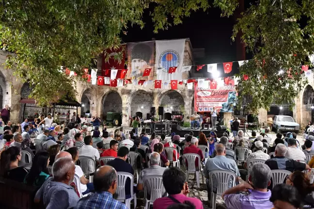 '6. Karacaoğlan Türküleri Gecesi' Mersin Büyükşehir'in Ev Sahipliğinde Gerçekleşti