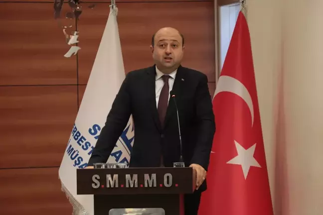 Tarihçi-yazar Prof. Dr. İlber Ortaylı, Sakarya'da söyleşiye katıldı