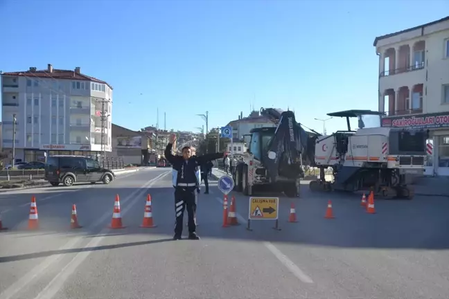 Şarkışla'da Altyapı ve Asfalt Çalışmaları Devam Ediyor