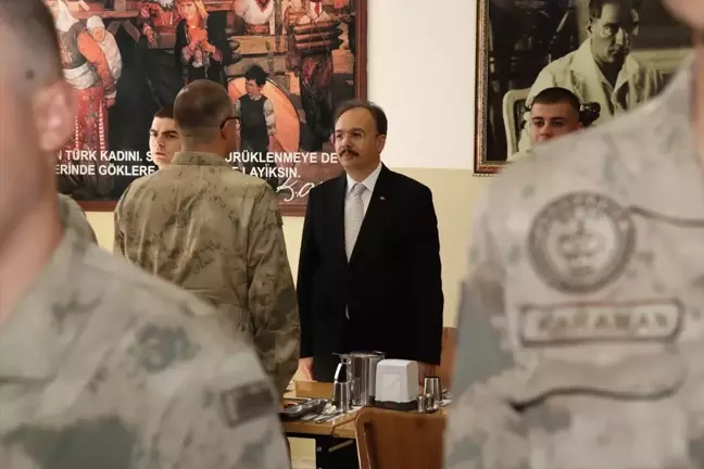 Siirt Valisi Kızılkaya'dan İl Jandarma Komutanlığına ziyaret