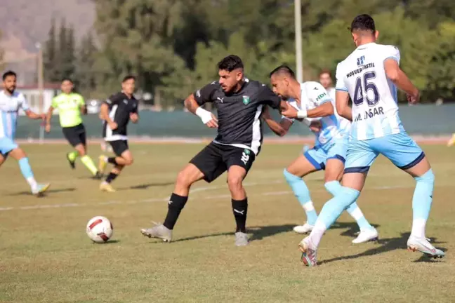 Efeler 09 SFK ve Pazarspor Arasında Eşitlik Bozulmadı