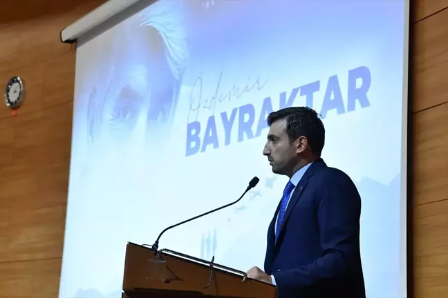 Milli Teknoloji Hamlesi idealinin öncüsü Özdemir Bayraktar'ın ismi MSÜ konferans salonuna verildi