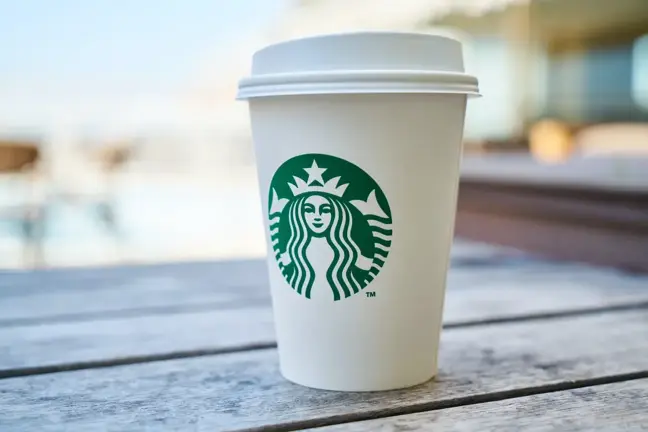 Starbucks hangi ülkenin? Starbucks nerenin, hangi ülkenin markası? Starbucks kime ait?