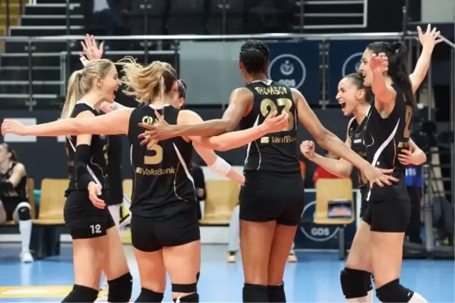 VakıfBank, Galatasaray'ı 3-0 Mağlup Etti
