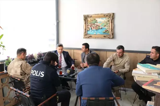 Hizan Kaymakamı Esnaf ve Vatandaşı Ziyaret Etti