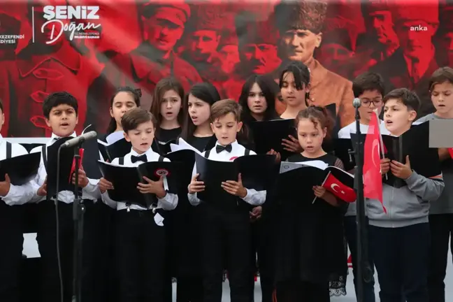Cumhuriyetin 100. Yılı Alzheimer Yaşam Merkezi'nde Kutlandı