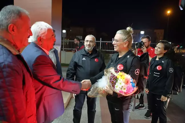 A Milli Kadın Futbol Takımı Lüksemburg maçı için Çorum'a geldi