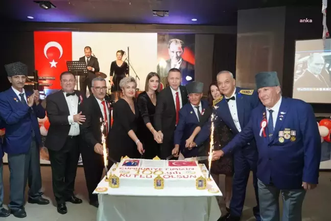 Milas Belediyesi tarafından Cumhuriyet Balosu düzenlendi