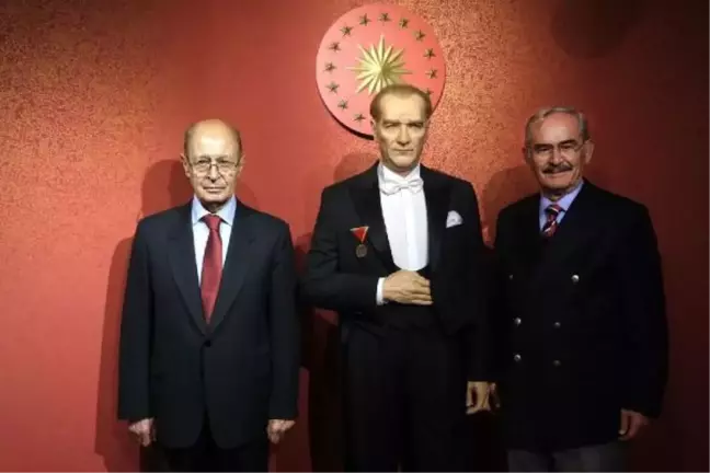 Ahmet Necdet Sezer Yılmaz Büyükerşen Balmumu Heykeller Müzesi'ni Ziyaret Etti