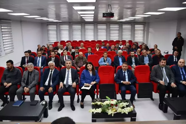 Gümüşhacıköy'de Ekim Ayı Muhtarlar Toplantısı Gerçekleştirildi