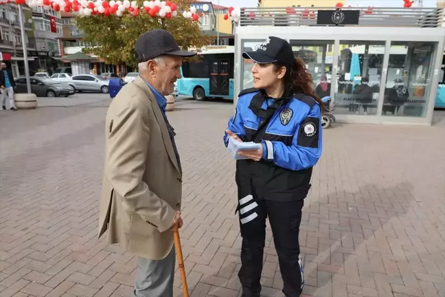 Çorum Alaca İlçe Emniyet Müdürlüğü Sosyal Medya Dolandırıcılığına Karşı Tedbirleri Anlattı