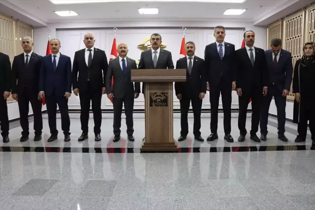 Milli Eğitim Bakanı Adıyaman'da ziyaretler gerçekleştirdi