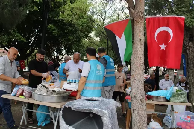 Hatay'da Filistin'e Destek İçin Kermes Düzenlendi