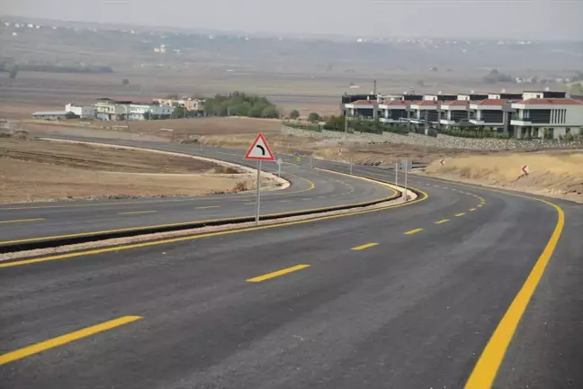 Diyarbakır Büyükşehir Belediyesi Yeni İmar Alanlarında Yol Çalışmalarına Devam Ediyor