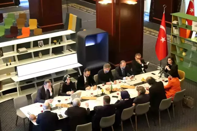 Hülya Koçyiğit, Türkiye Yüzyılı Şehircilik Politikaları Çalıştayı'na katıldı