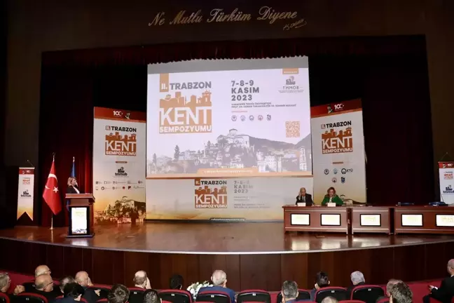 TMMOB Trabzon İl Koordinasyon Kurulu tarafından düzenlenen 2. Trabzon Kent Sempozyumu başladı