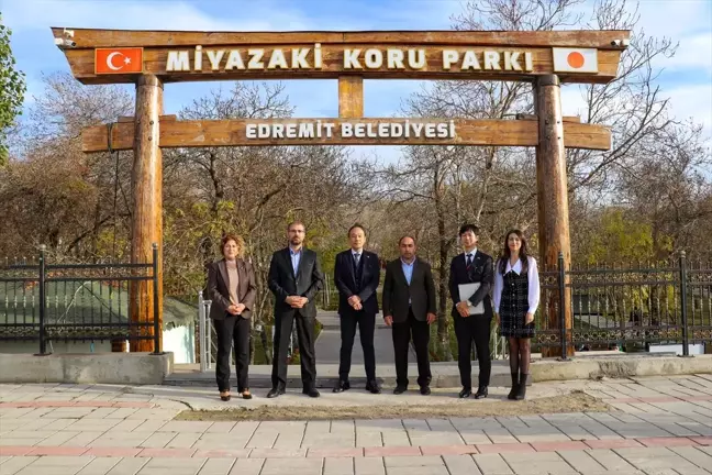 Japonya Büyükelçisi Miyazaki Koru Parkı'nı Ziyaret Etti