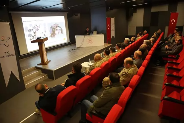 Van'da Kültür Varlıklarını Koruma ve Kaçakçılıkla Mücadele Semineri Düzenlendi