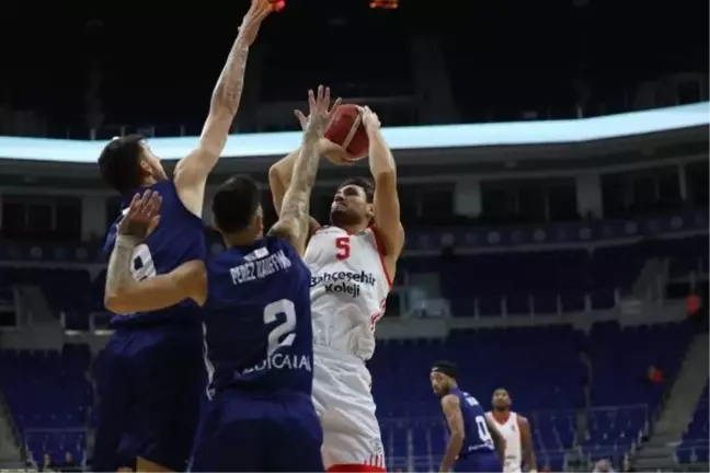 Bahçeşehir Koleji, Büyükçekmece Basketbol'u mağlup etti