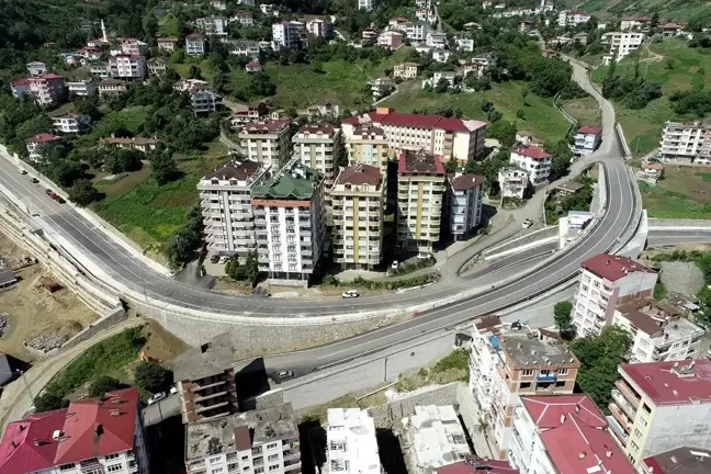 Trabzon'da Pulathane Bulvarı şehir içi ulaşımını rahatlattı