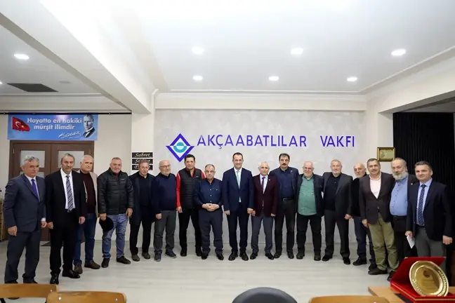 Akçaabat Belediye Başkanı Osman Nuri Ekim, Kent Konseyi üyeleriyle istişare toplantısı düzenledi