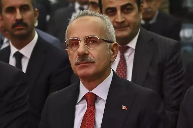 Bakan Uraloğlu,