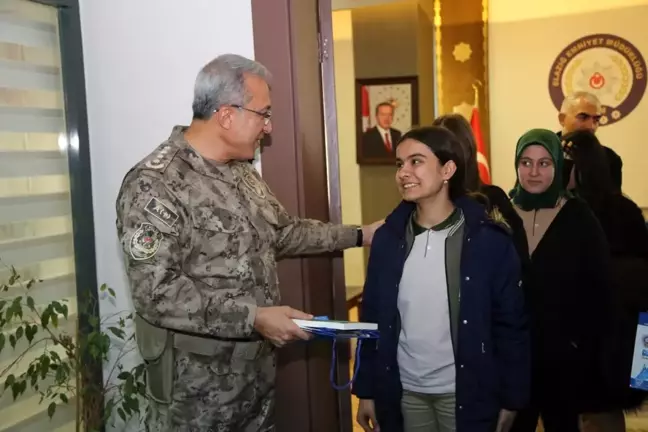 Elazığ'da öğrenciler polis teşkilatını ziyaret etti