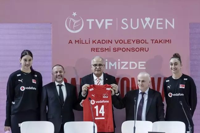 A Milli Kadın Voleybol Takımı'nın resmi sponsoru Suwen oldu