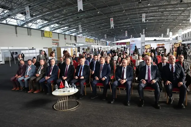 Adana'da Kuaför, Estetik, Kozmetik ve Güzellik Fuarı Açıldı
