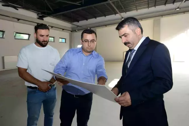 Yıldırım Belediyesi, Çınarönü ve Sakarya Mahallesi'ne modern spor salonları kazandırıyor