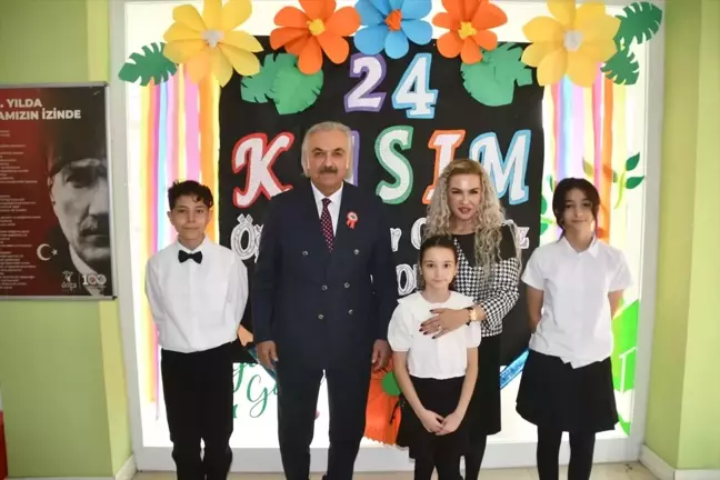 Aydın'da Öğretmenler Günü Törenleri Düzenlendi