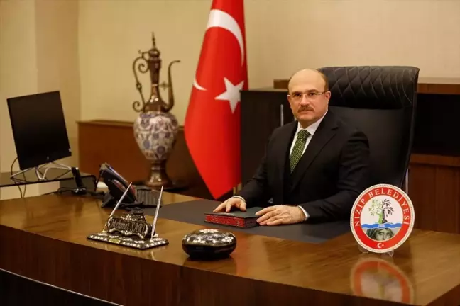 Nizip Belediye Başkanı Sarı'dan