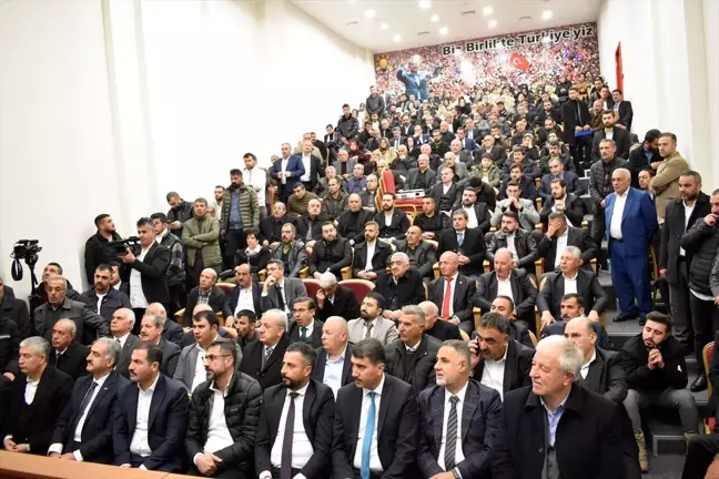 AK Parti Bitlis İl Teşkilatında, yerel seçimler için temayül yoklaması yapıldı