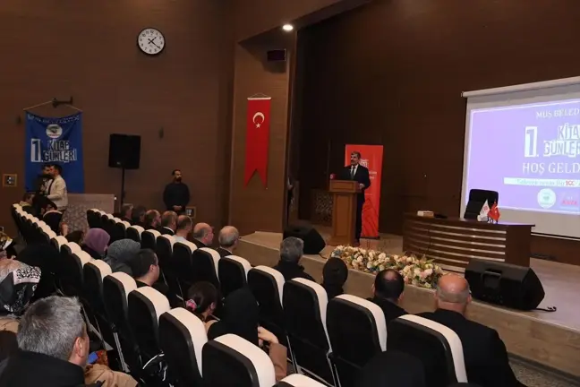 Muş Belediyesi 1. Kitap Günleri Fuarı düzenlendi