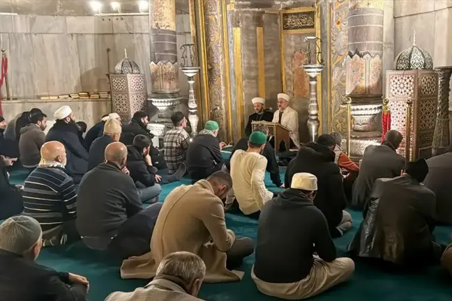 İstanbul'daki AK Parti'li Belediyeler Filistin Halkıyla Dayanışma Programı Düzenledi