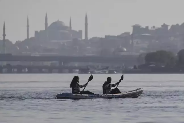 İstanbul'da Kano Sporu: Altın Boynuz'da Keyifli Deneyim
