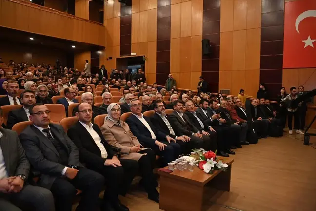 Kahramanmaraş'ta 4. Uluslararası Şiir ve Edebiyat Günleri Başladı