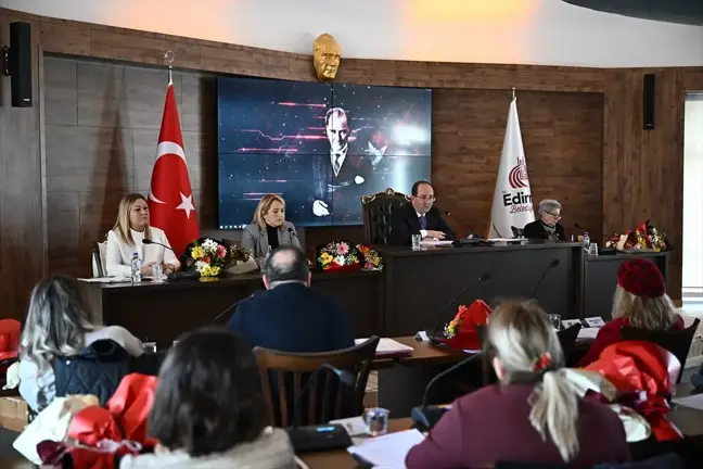 Edirne Belediye Meclisi'nde su kesintileri tartışması