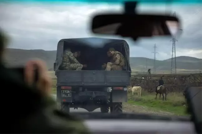Azerbaycan ve Ermenistan İlişkileri Normalleştirme Yönünde Hareket Ediyor