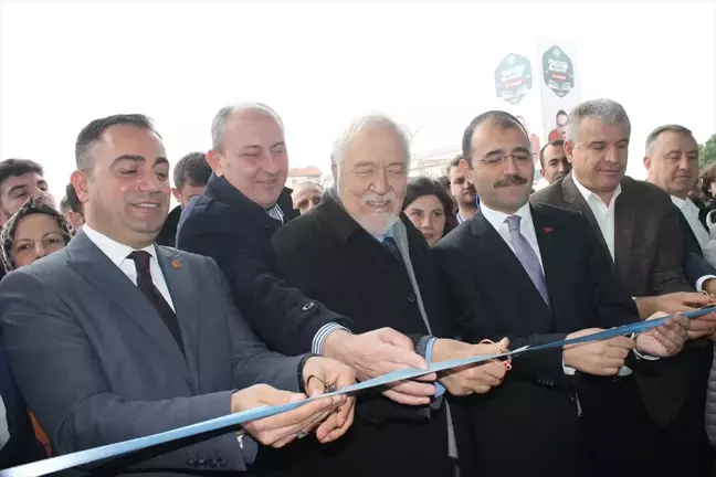 Tarihçi yazar İlber Ortaylı, Çanakkale'de kitap festivaline katıldı Açıklaması
