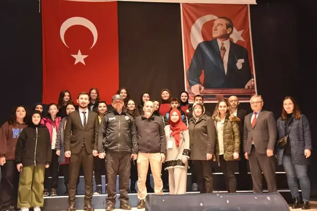 Polis Başmüfettişi Ahmet Sula Görele'de Öğrencilerle Buluştu