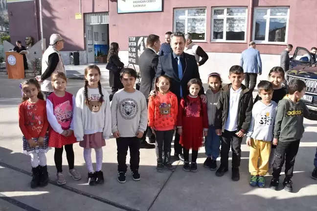 Samsun'da Öğrenciler Yerli Malı Haftası'nı Kutladı