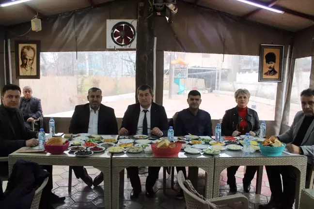 Çay Belediyesindeki 121 işçi, Hizmet-İş Sendikasına üye oldu