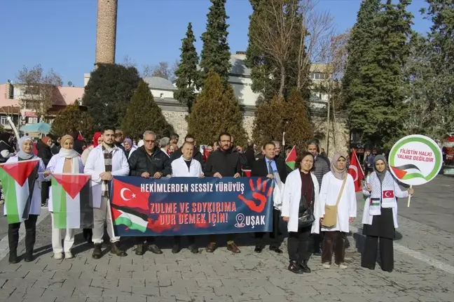 Erzurum'da Hekimler ve Sağlık Çalışanları Filistin İçin Sessiz Yürüyüş Gerçekleştirdi